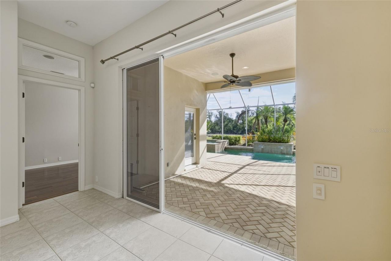 6586 Waters Edge Way, Lakewood Ranch, FL 34202 Photo