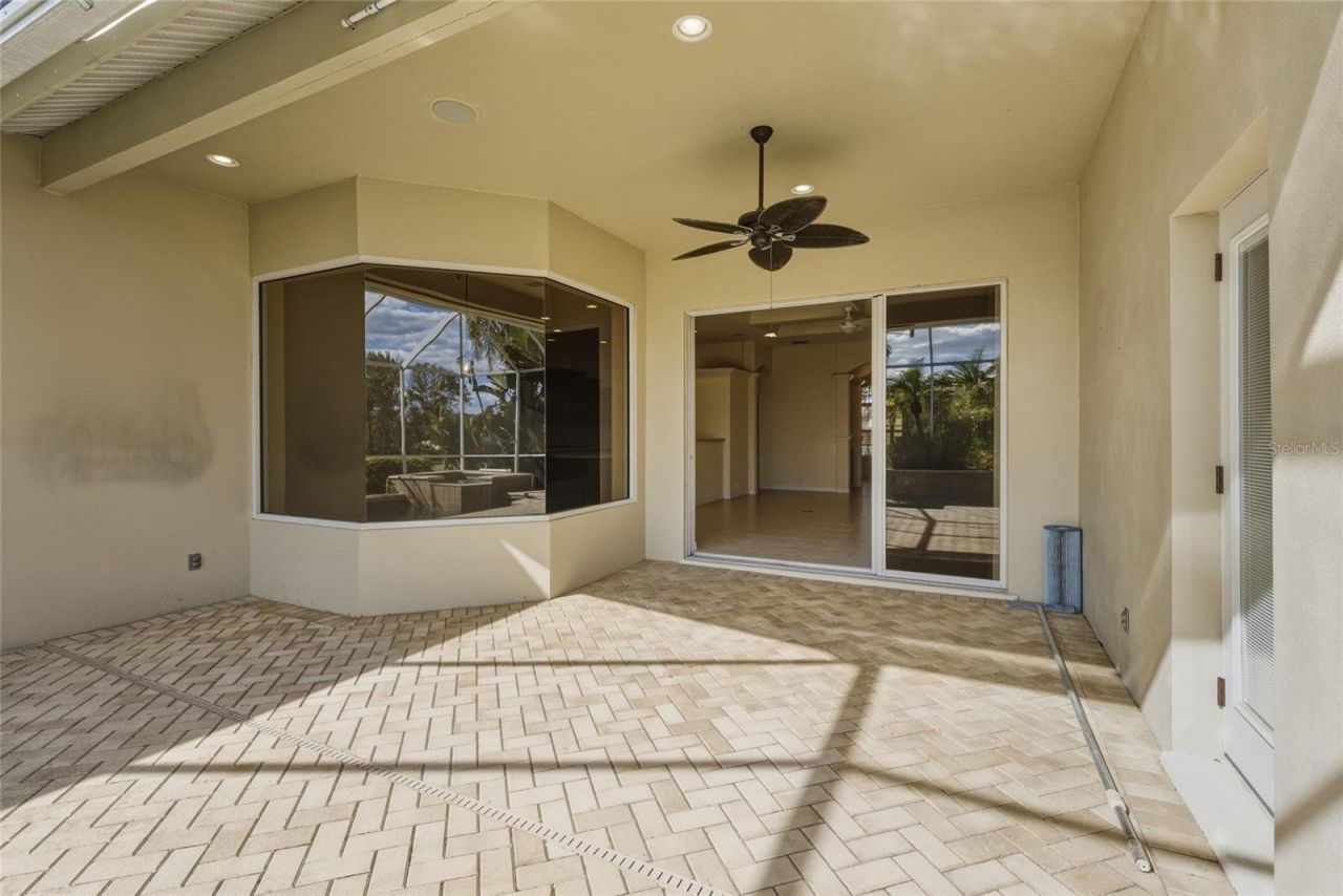 6586 Waters Edge Way, Lakewood Ranch, FL 34202 Photo
