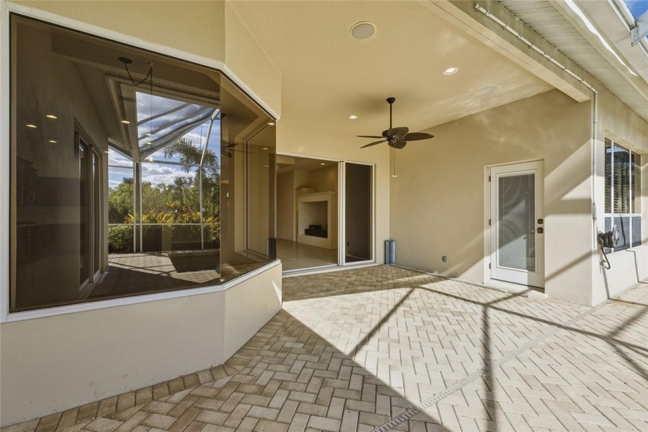 6586 Waters Edge Way, Lakewood Ranch, FL 34202 Photo