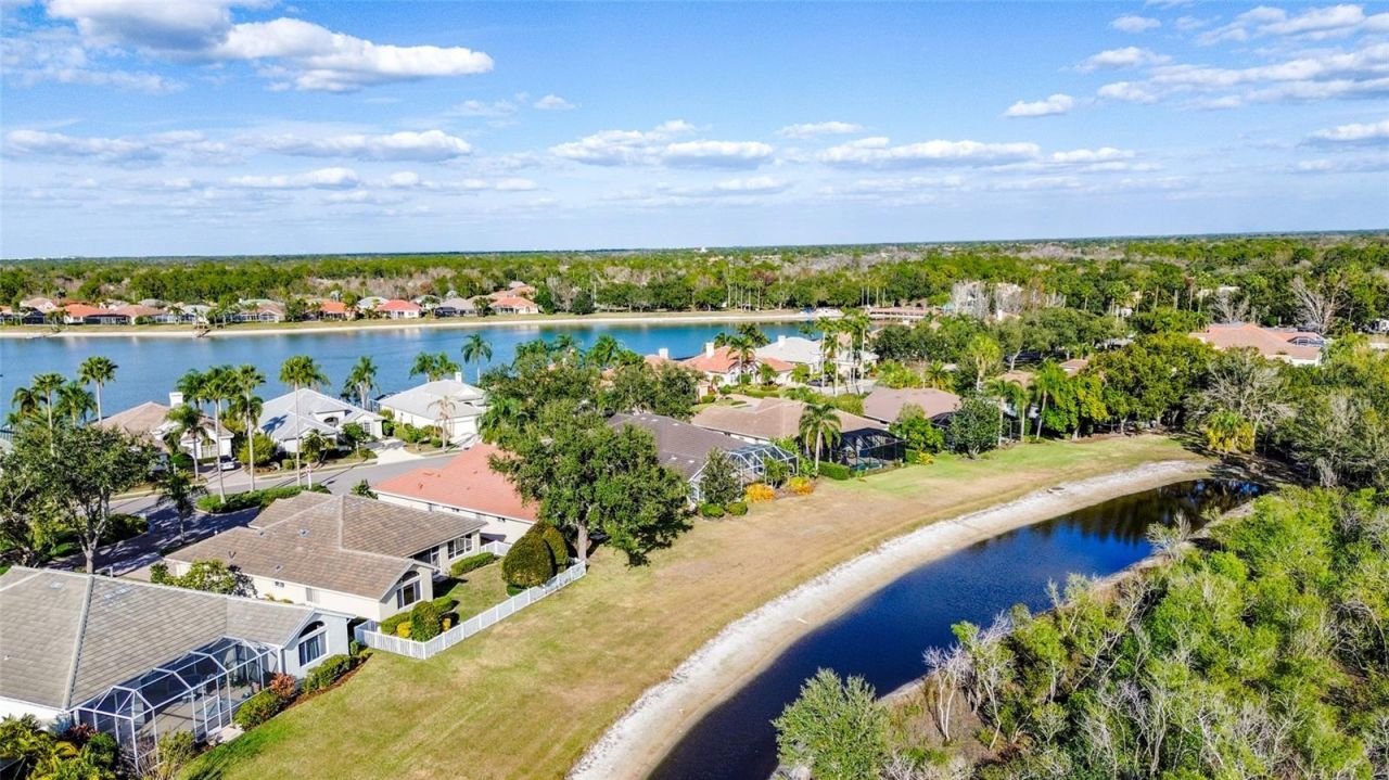 6586 Waters Edge Way, Lakewood Ranch, FL 34202 Photo