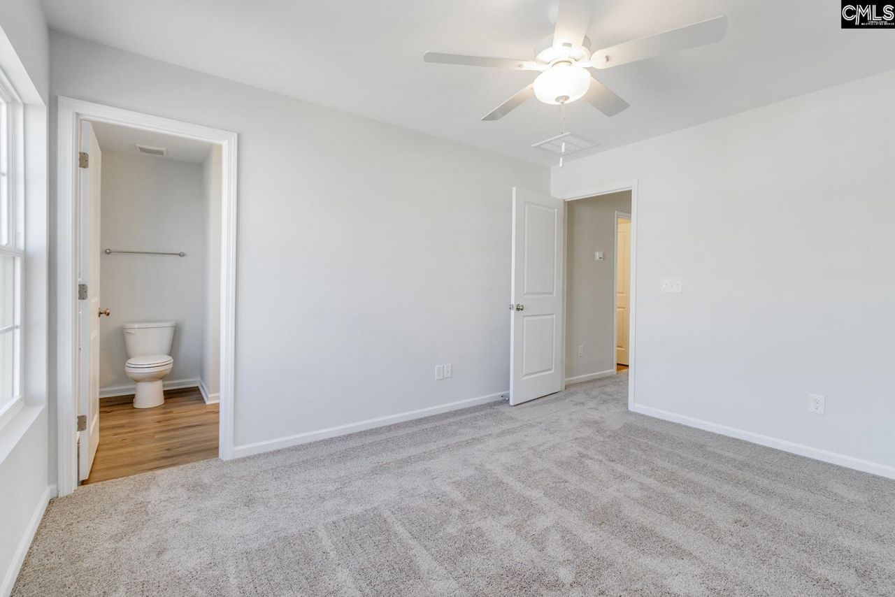 3020 Harborview Drive Photo 15