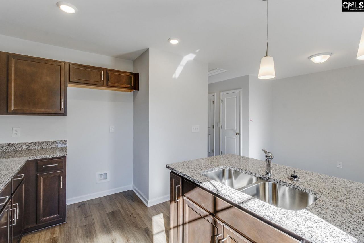 3020 Harborview Drive Photo 8