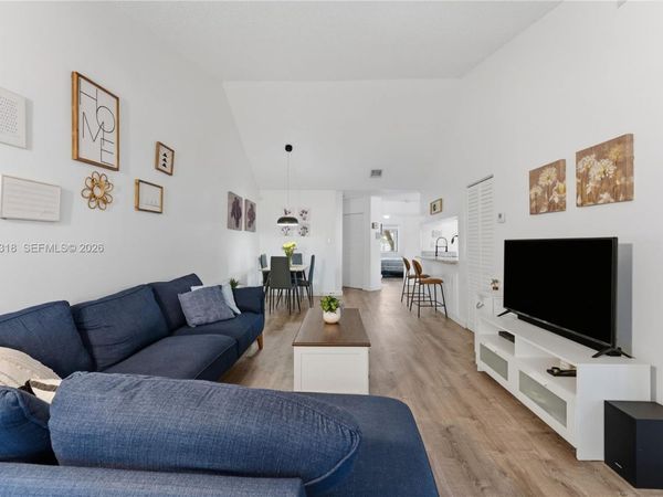 13943 SW 93rd Ln, Unit 13943, Miami, FL 33186