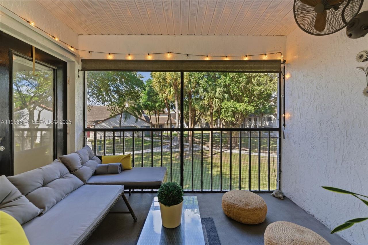 13943 SW 93rd Ln, Unit 13943, Miami, FL 33186 Photo