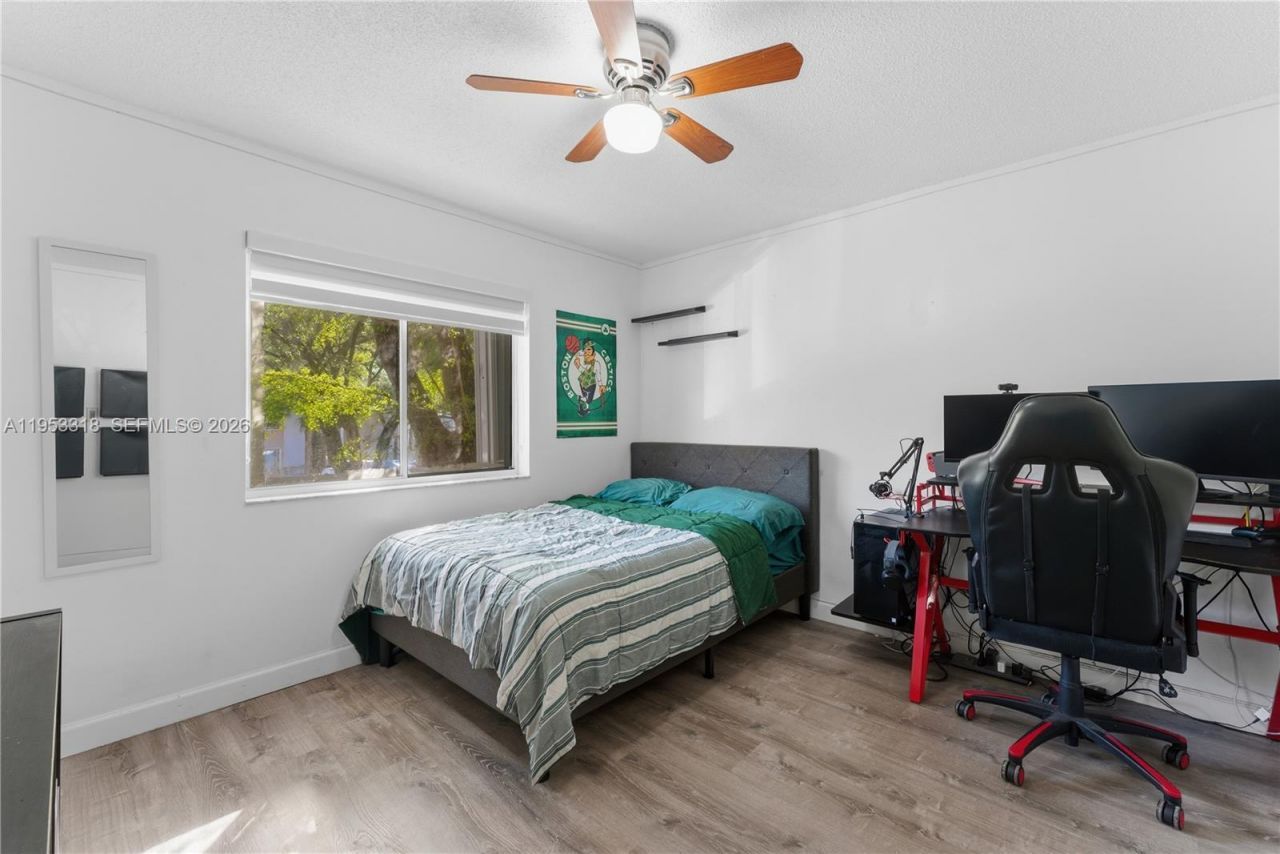 13943 SW 93rd Ln, Unit 13943, Miami, FL 33186 Photo