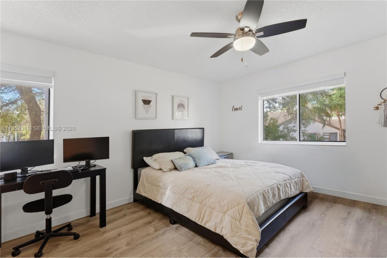 13943 SW 93rd Ln, Unit 13943, Miami, FL 33186 Photo