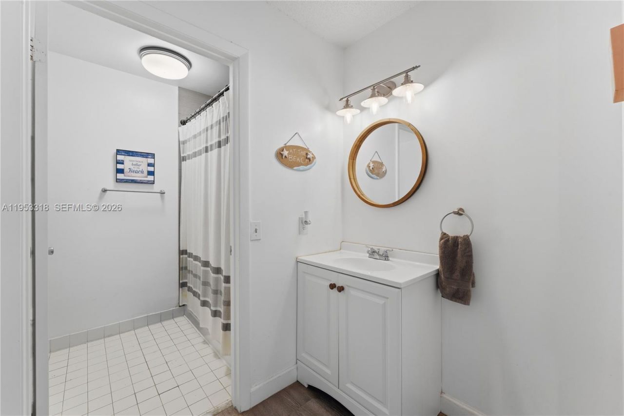 13943 SW 93rd Ln, Unit 13943, Miami, FL 33186 Photo