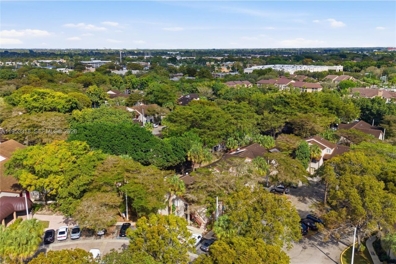 13943 SW 93rd Ln, Unit 13943, Miami, FL 33186 Photo