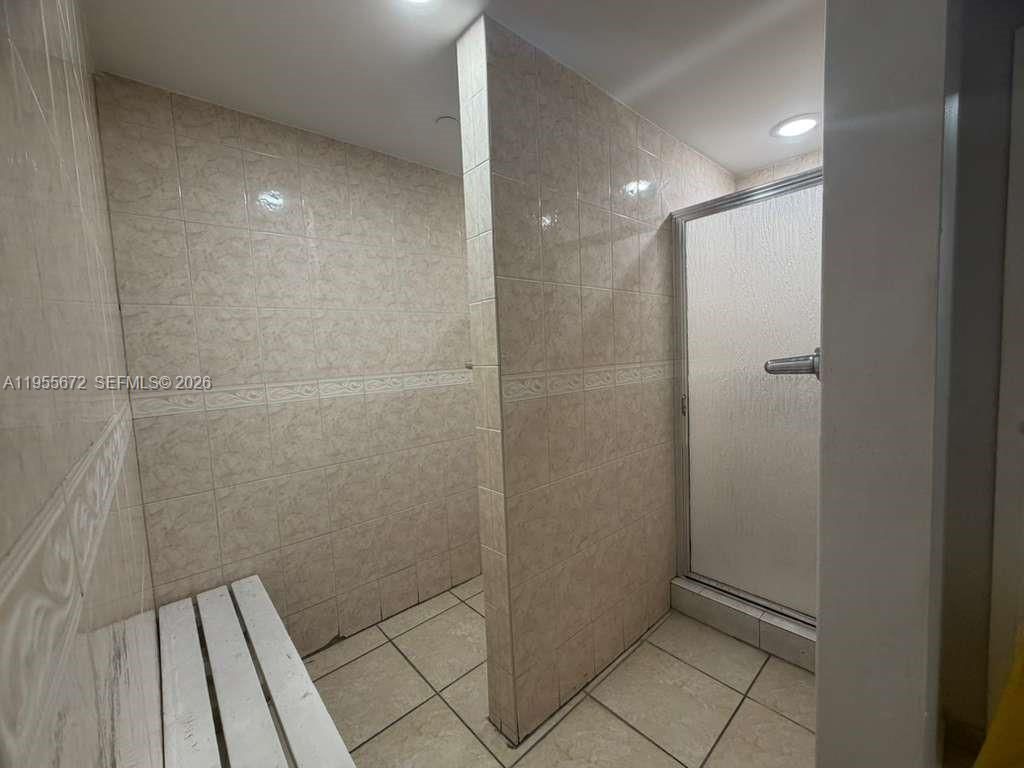 2655 Collins Ave, Unit 707, Miami Beach, FL 33140 Photo