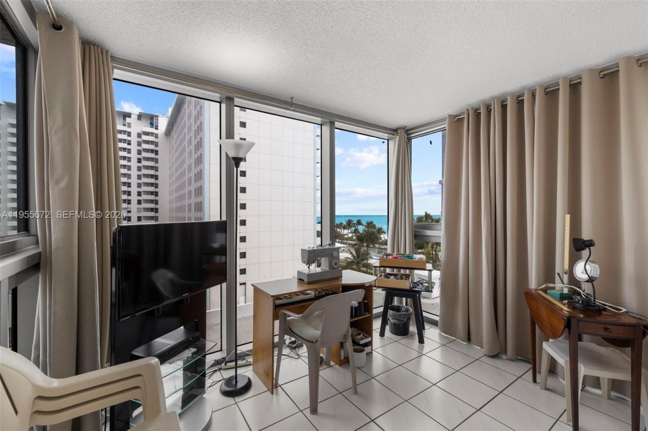 2655 Collins Ave, Unit 707, Miami Beach, FL 33140 Photo