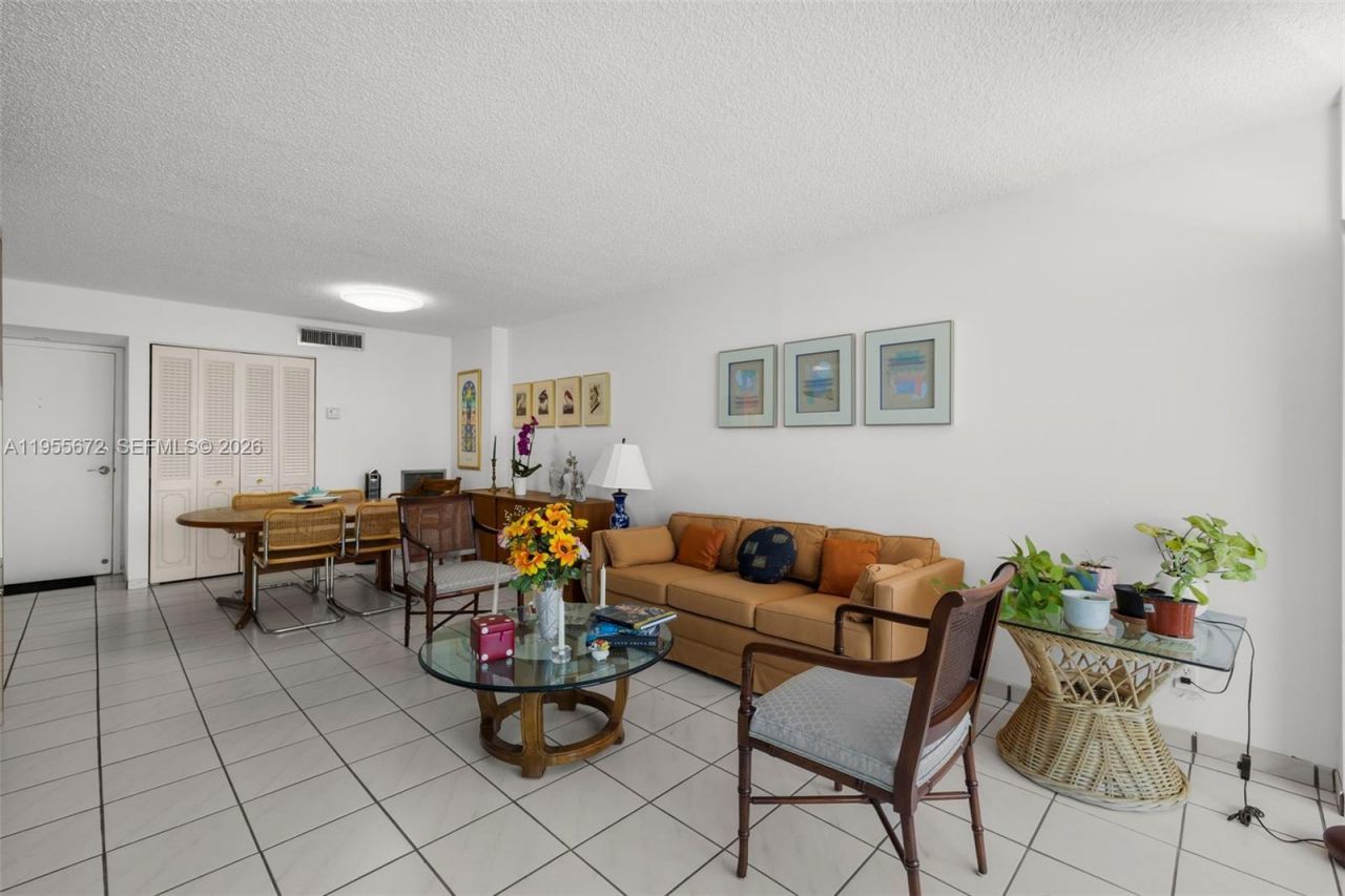 2655 Collins Ave, Unit 707, Miami Beach, FL 33140 Photo