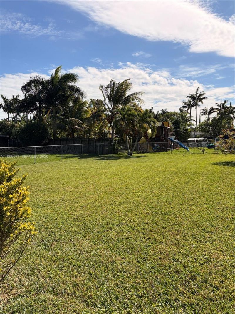 18225 SW 94th Ave, Palmetto Bay, FL 33157 Photo