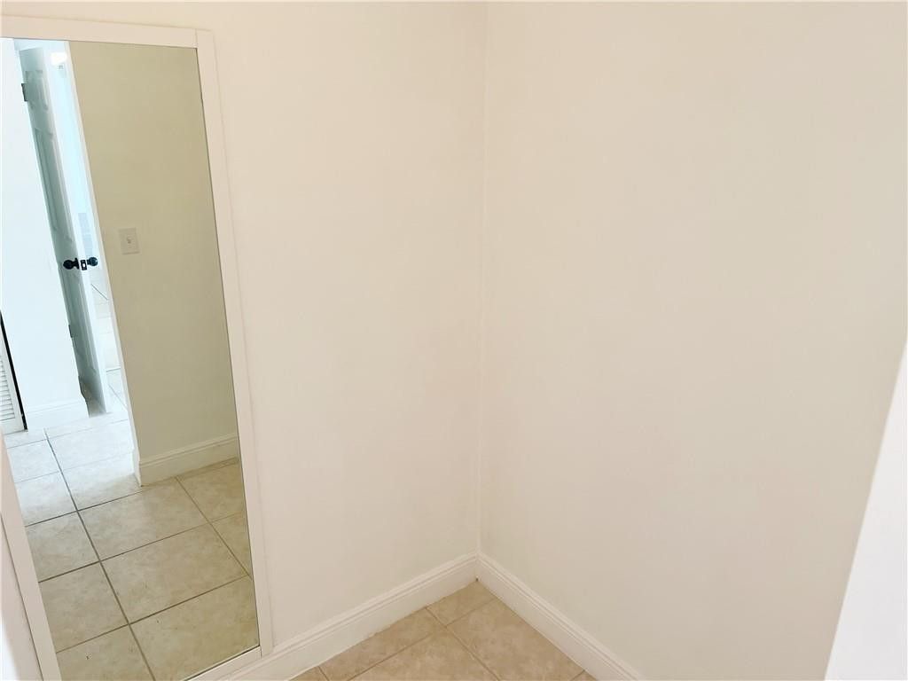 3710 NW 21st Street, Unit 408, Lauderdale Lakes, FL 33311 Photo