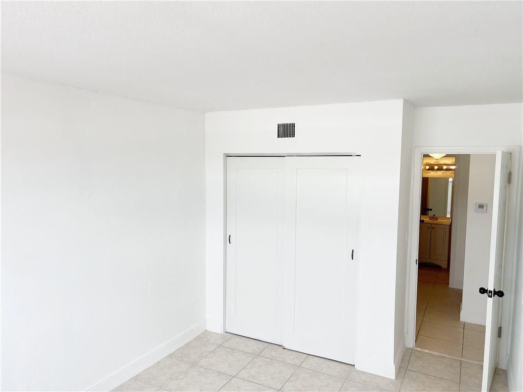 3710 NW 21st Street, Unit 408, Lauderdale Lakes, FL 33311 Photo