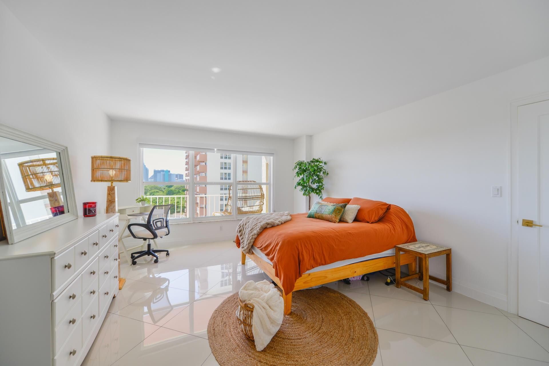 3000 E Sunrise Boulevard, Unit 7D, Fort Lauderdale, FL 33304 Photo