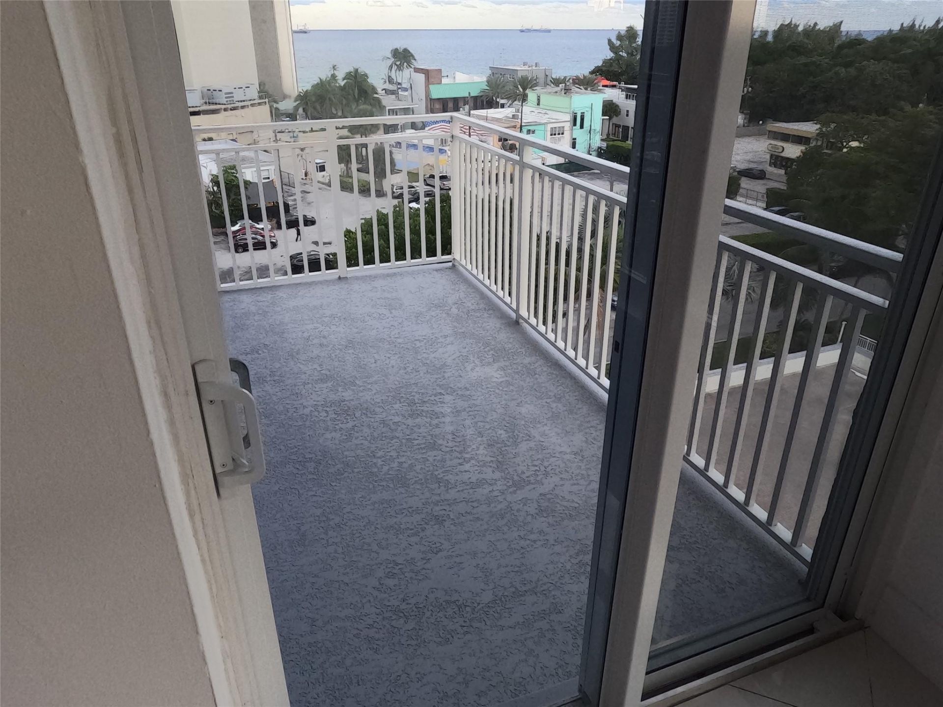 3000 E Sunrise Boulevard, Unit 7D, Fort Lauderdale, FL 33304 Photo