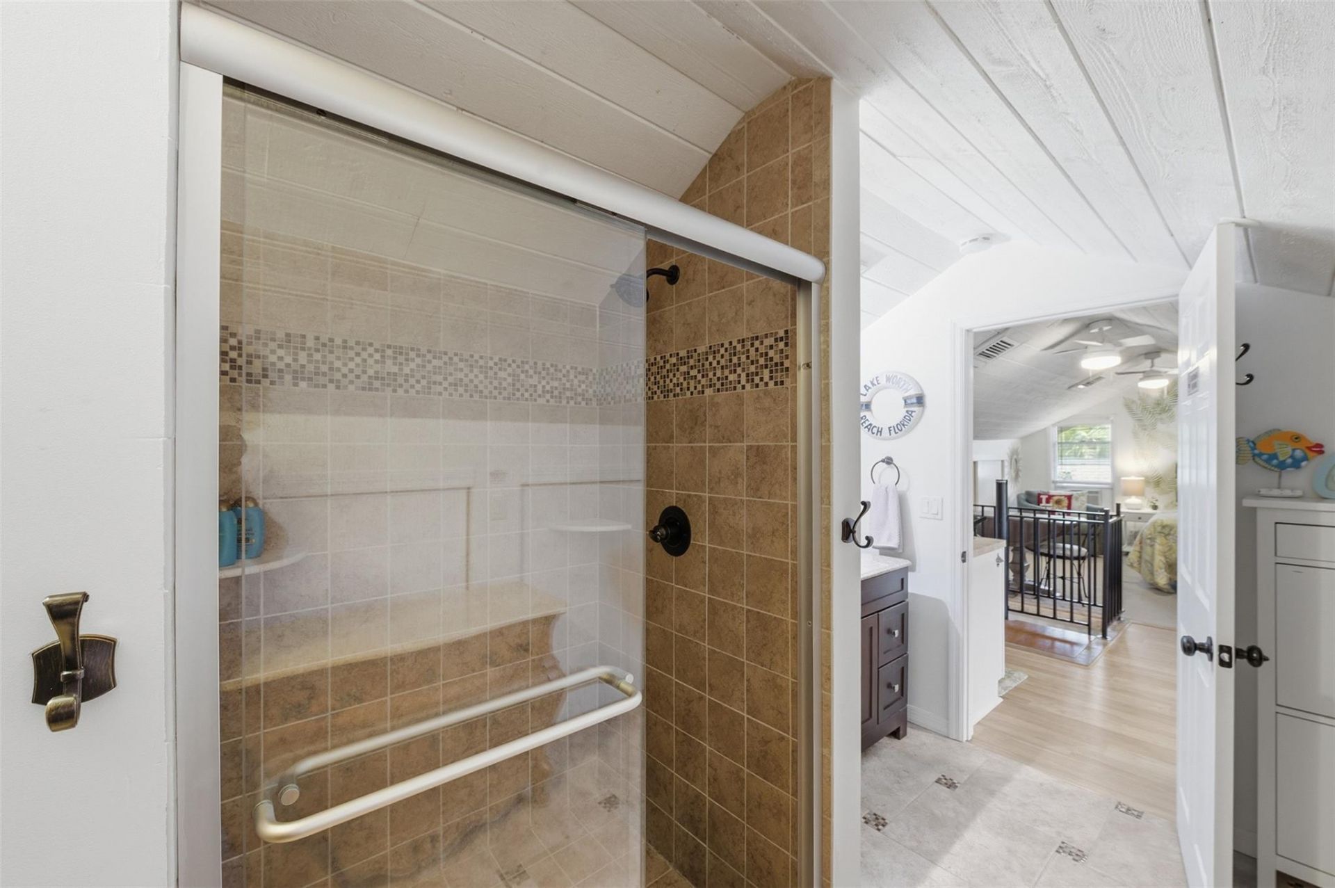 117 S Palmway, Lake Worth Beach, FL 33460 Photo