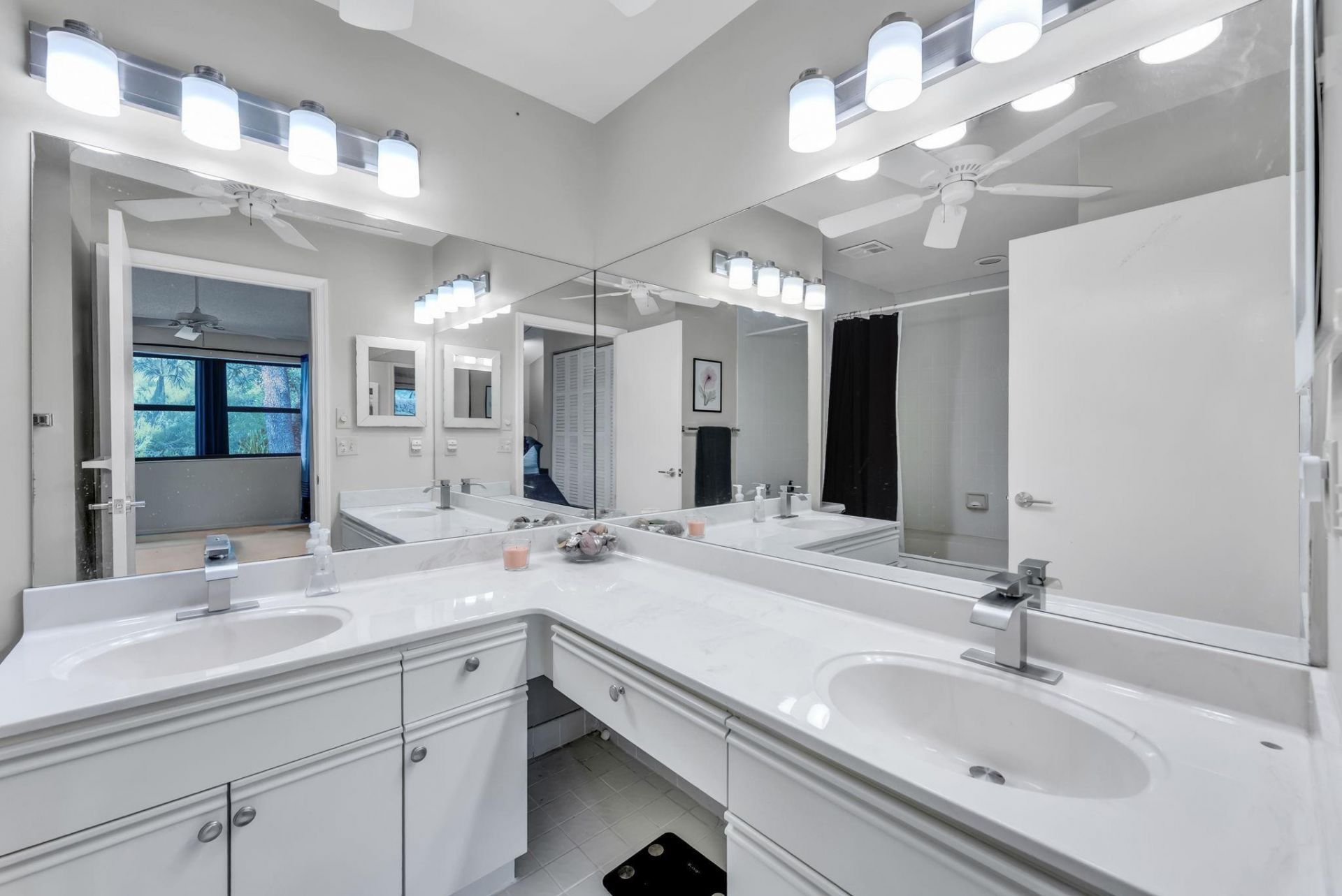 3317 Water Oak Drive, Unit 1301, Hollywood, FL 33021 Photo