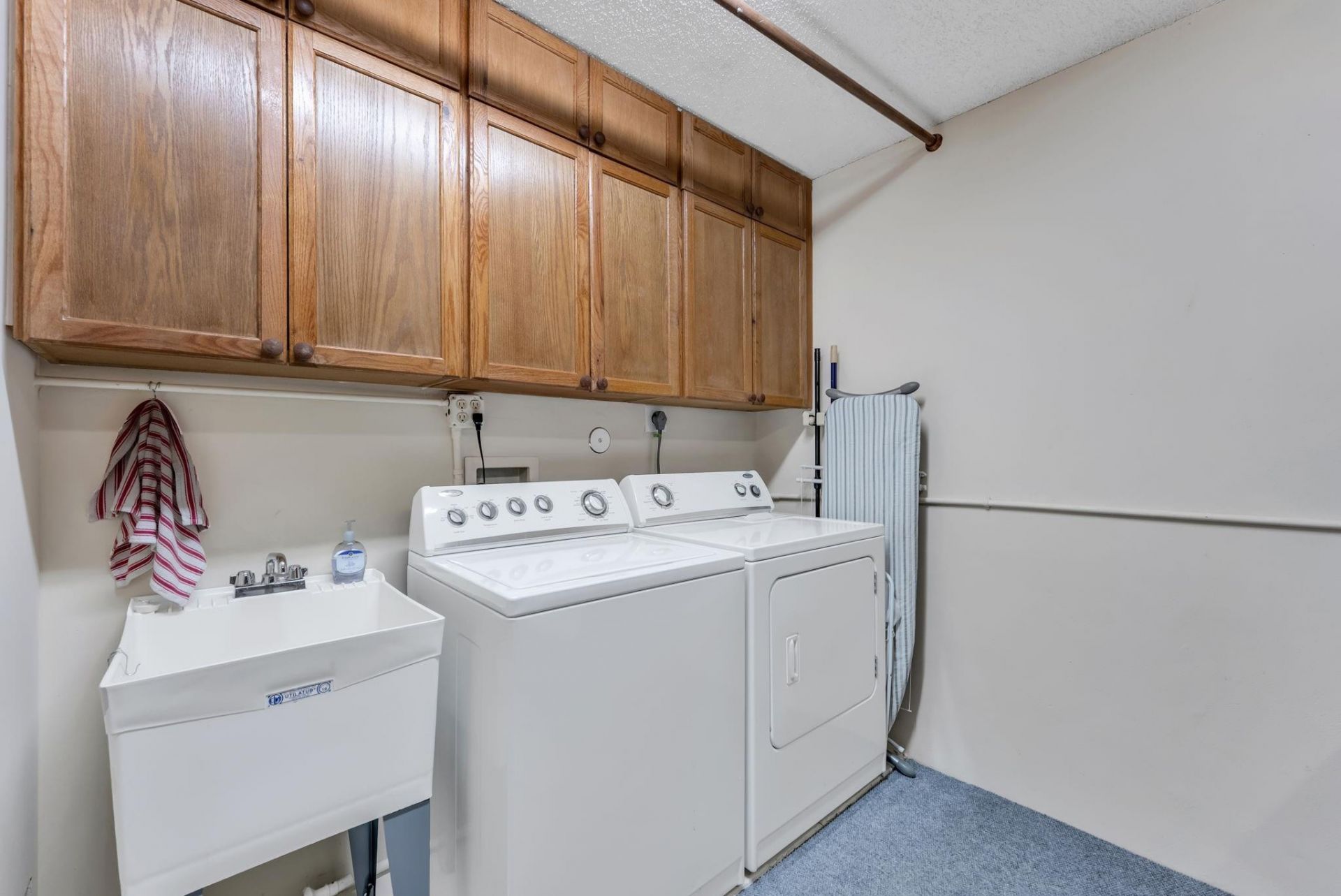 3317 Water Oak Drive, Unit 1301, Hollywood, FL 33021 Photo