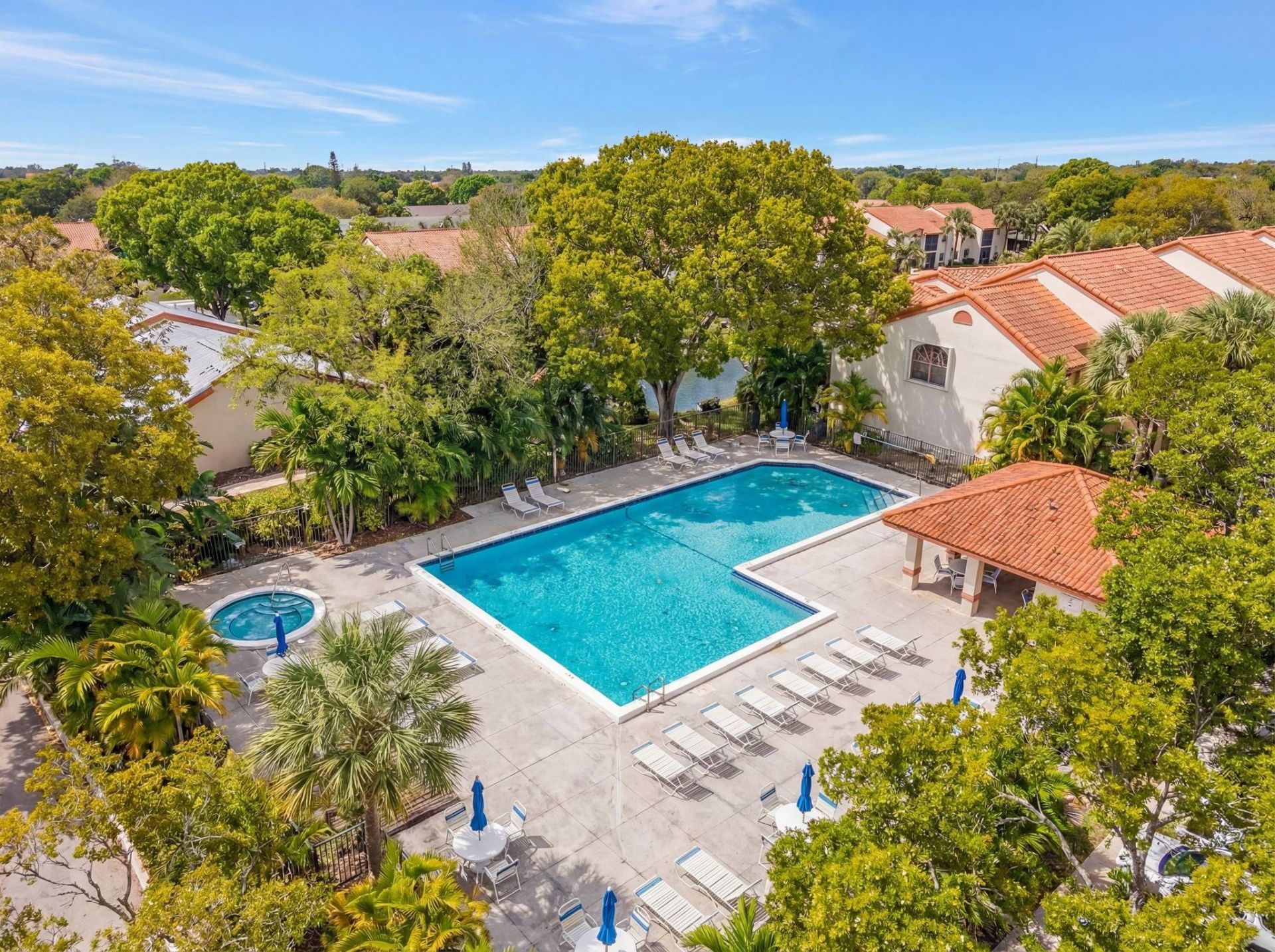 3317 Water Oak Drive, Unit 1301, Hollywood, FL 33021 Photo