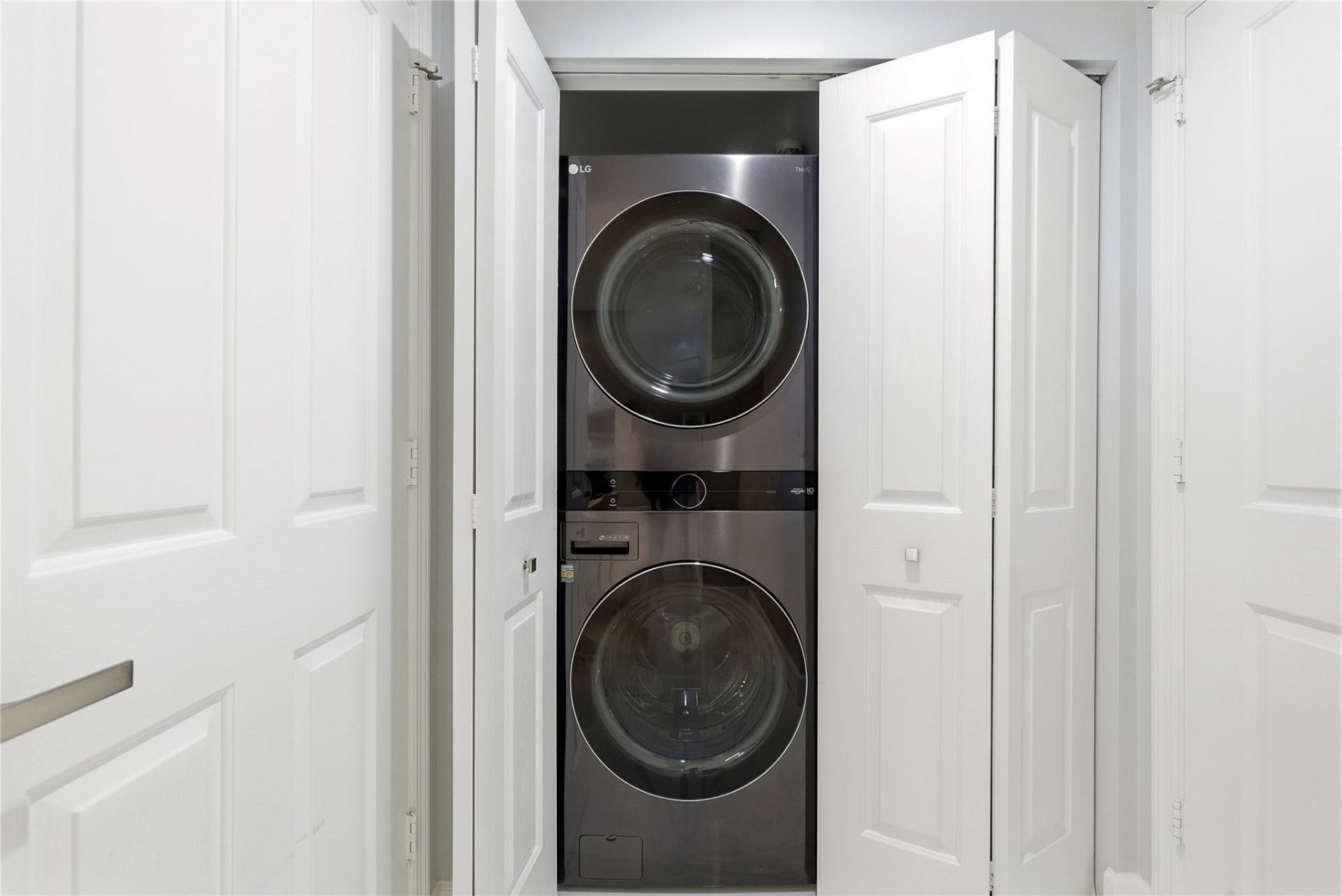 511 SE 5th Avenue, Unit 1811, Fort Lauderdale, FL 33301 Photo