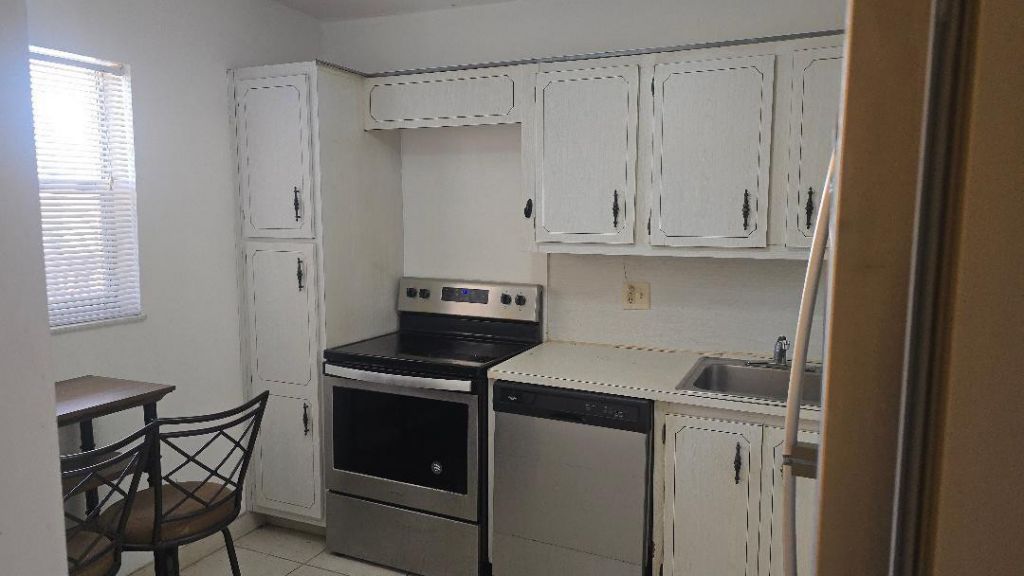 3251 Holiday Springs Boulevard, Unit 302, Margate, FL 33063 Photo