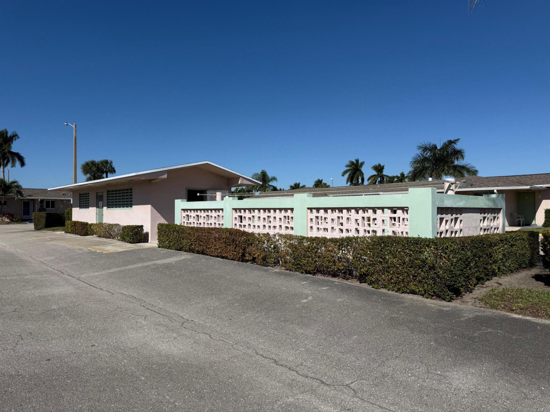 2688 Dudley Drive E, Unit B, West Palm Beach, FL 33415 Photo