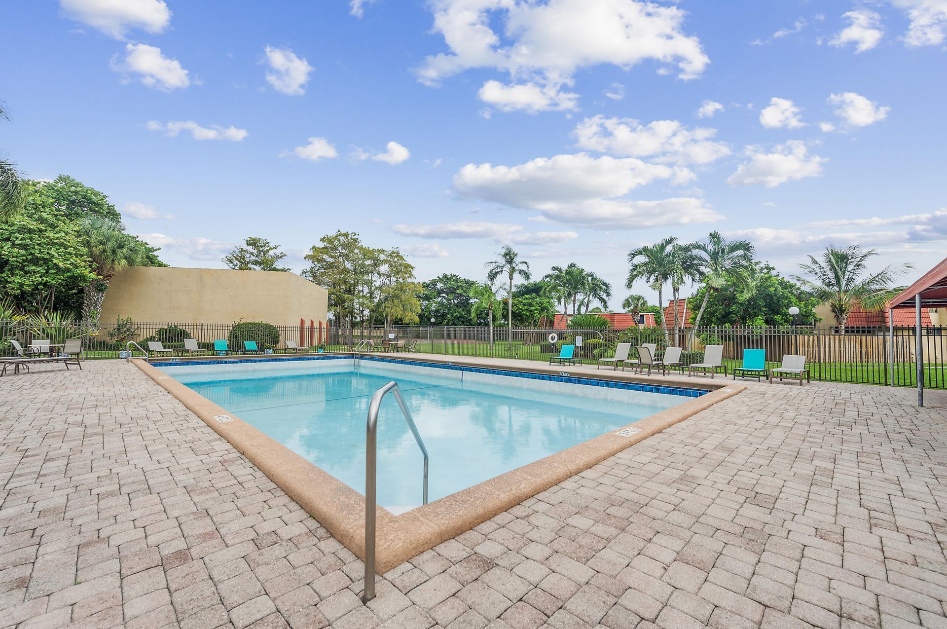 8141 Severn Drive, Unit B, Boca Raton, FL 33433 Photo