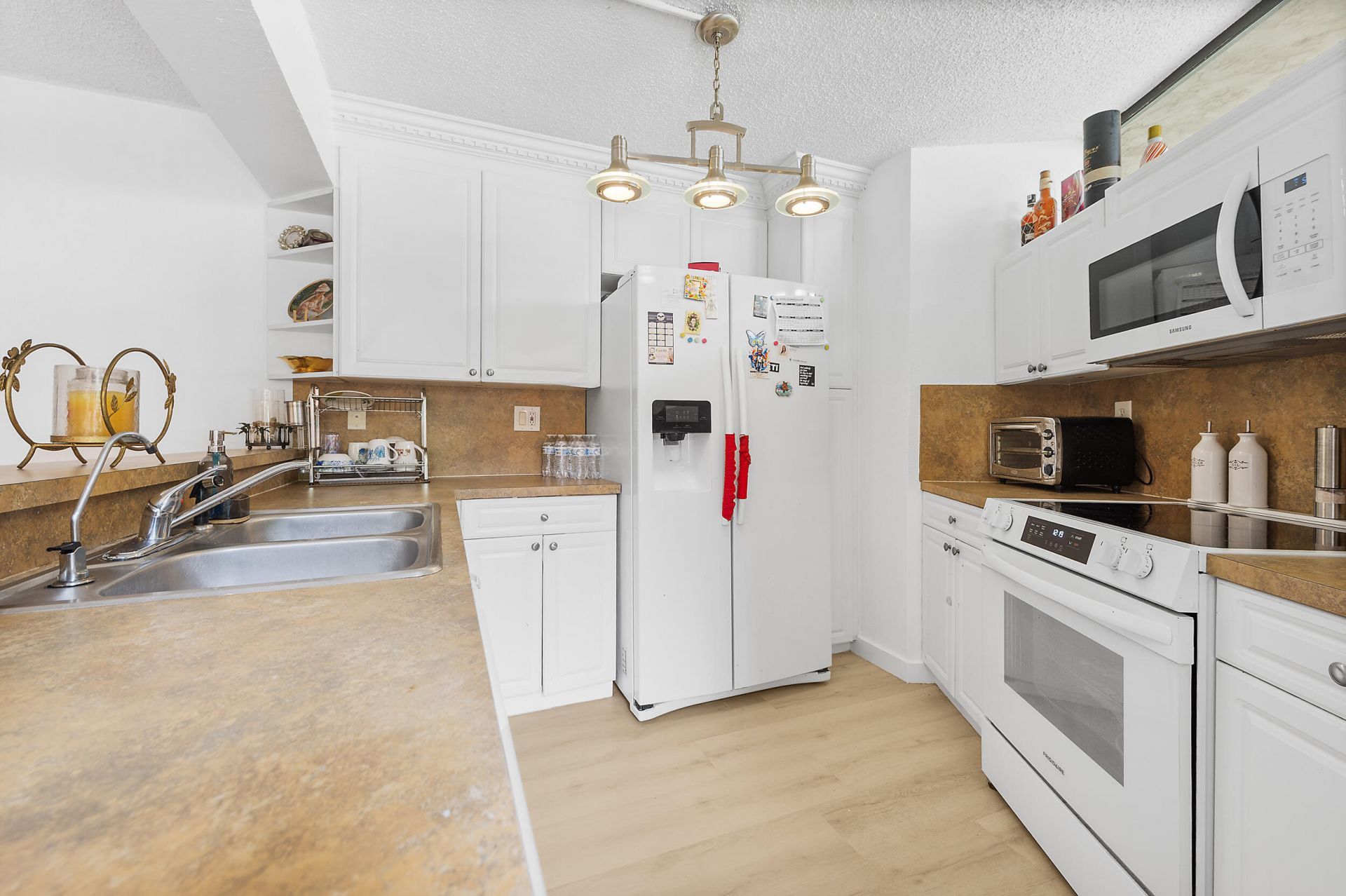 8141 Severn Drive, Unit B, Boca Raton, FL 33433 Photo