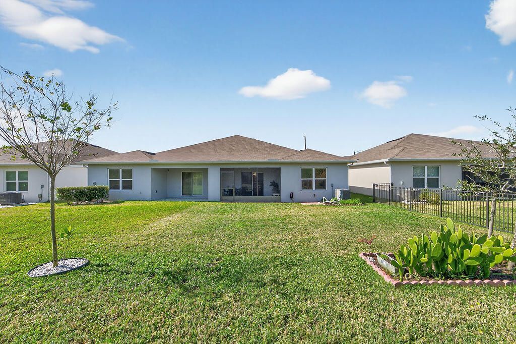 237 Raspberry Road, Fort Pierce, FL 34981 Photo