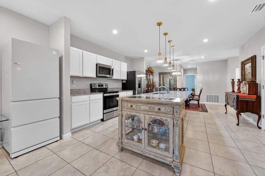 237 Raspberry Road, Fort Pierce, FL 34981 Photo