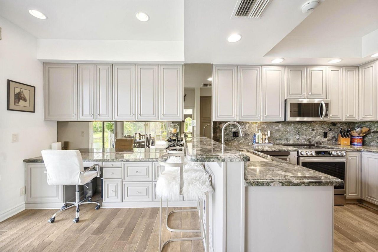 11813 Pebblewood Drive, Wellington, FL 33414 Photo