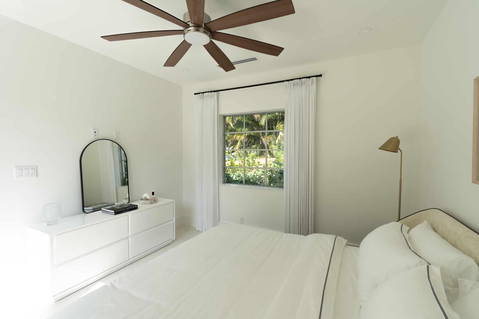 2330 Lake Avenue, West Palm Beach, FL 33401 Photo