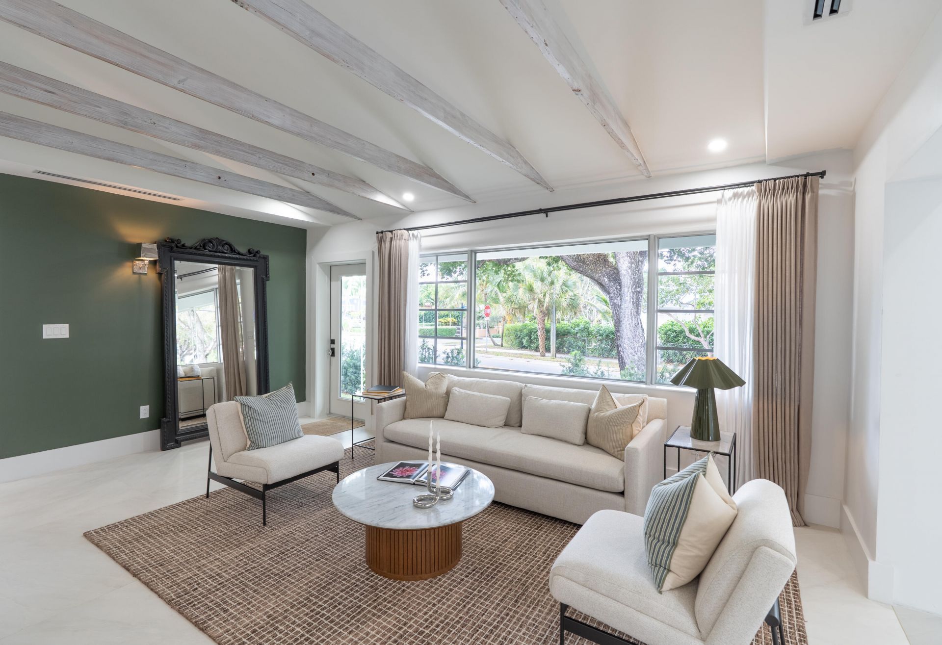 2330 Lake Avenue, West Palm Beach, FL 33401 Photo