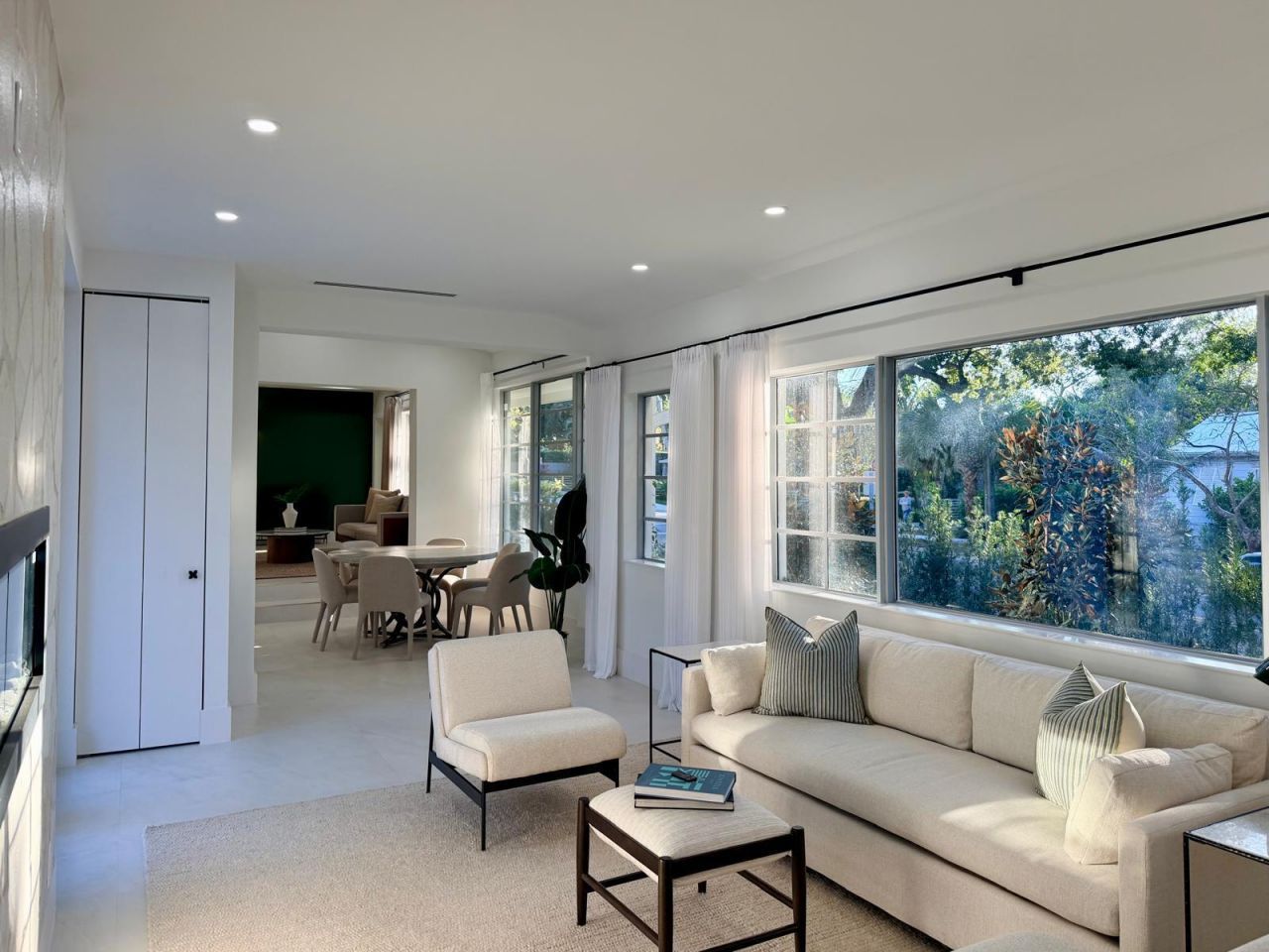 2330 Lake Avenue, West Palm Beach, FL 33401 Photo