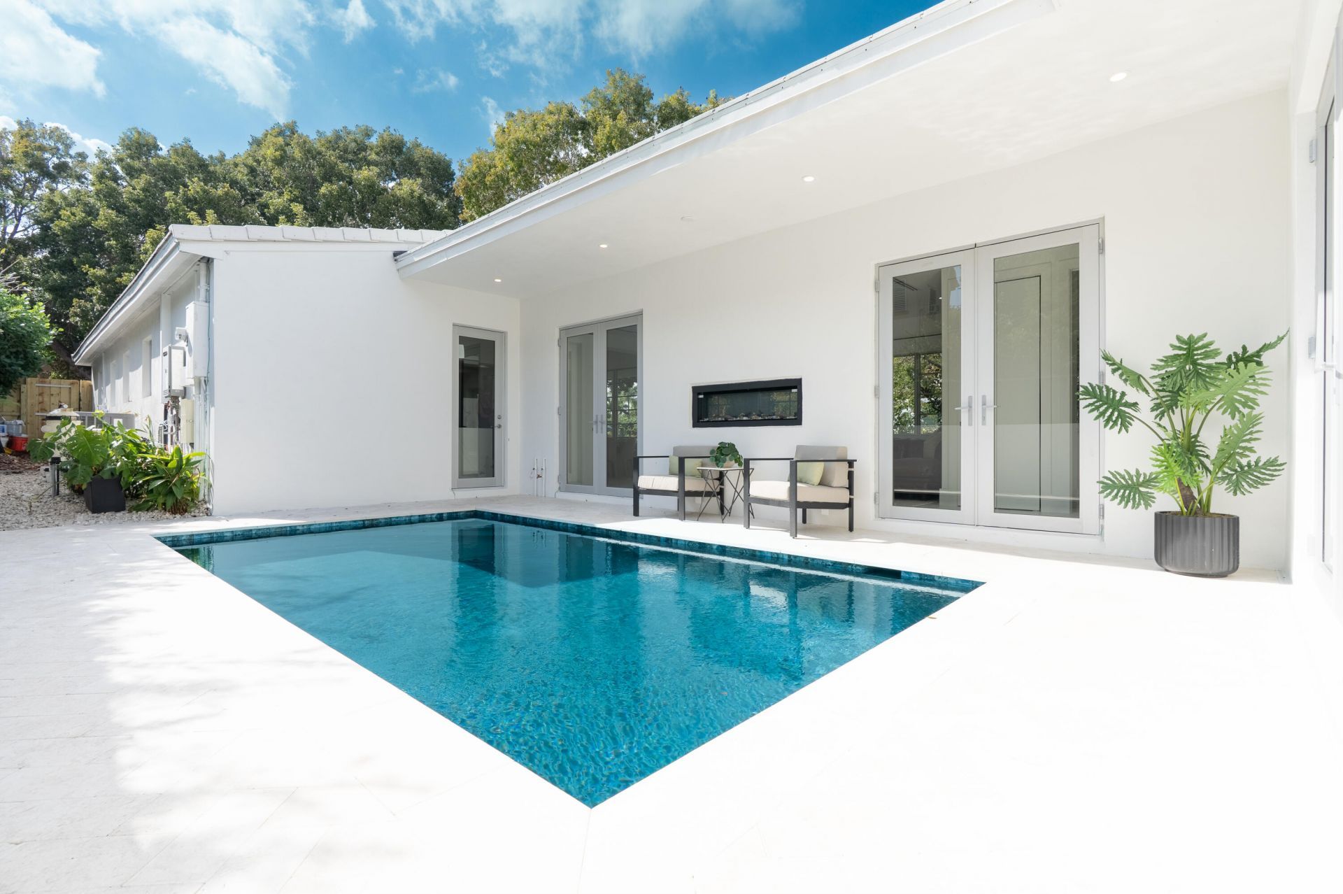 2330 Lake Avenue, West Palm Beach, FL 33401 Photo