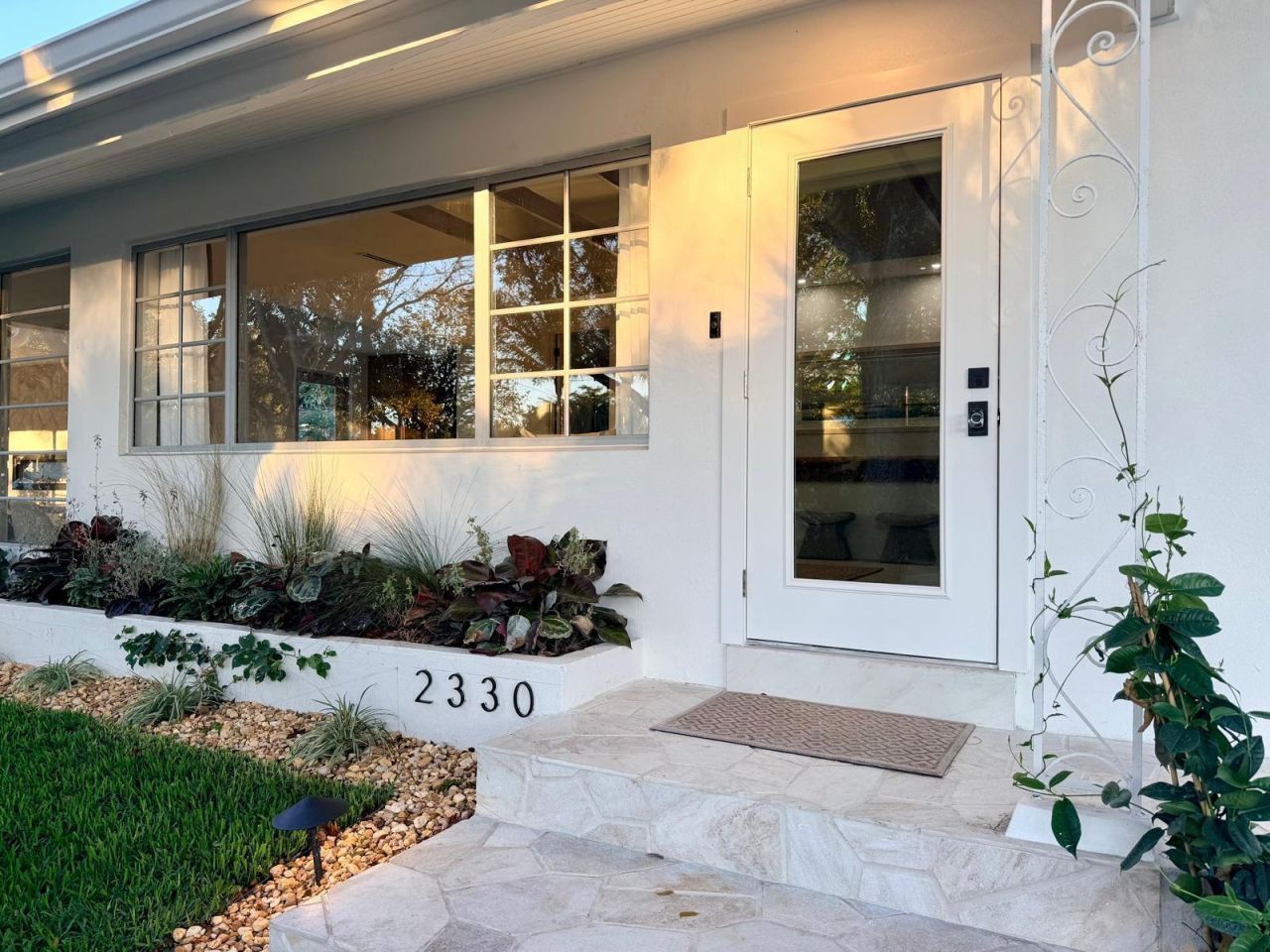 2330 Lake Avenue, West Palm Beach, FL 33401 Photo