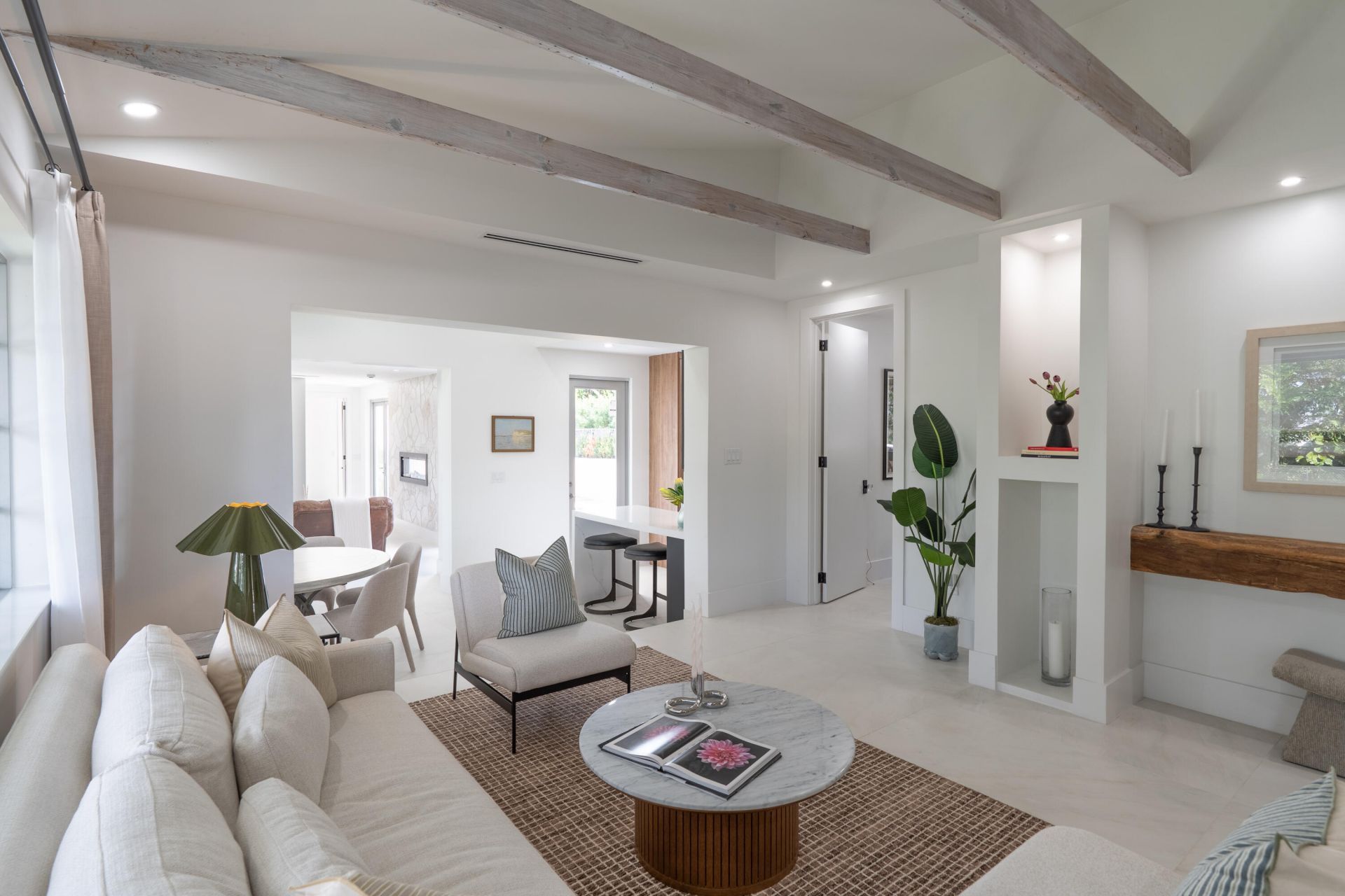 2330 Lake Avenue, West Palm Beach, FL 33401 Photo