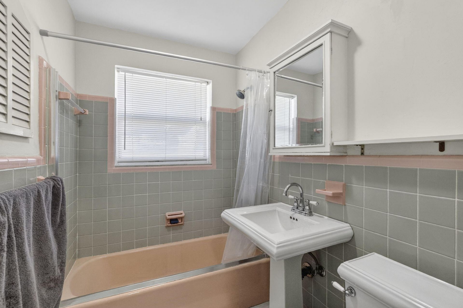 15 NE 17th Avenue, Pompano Beach, FL 33060 Photo