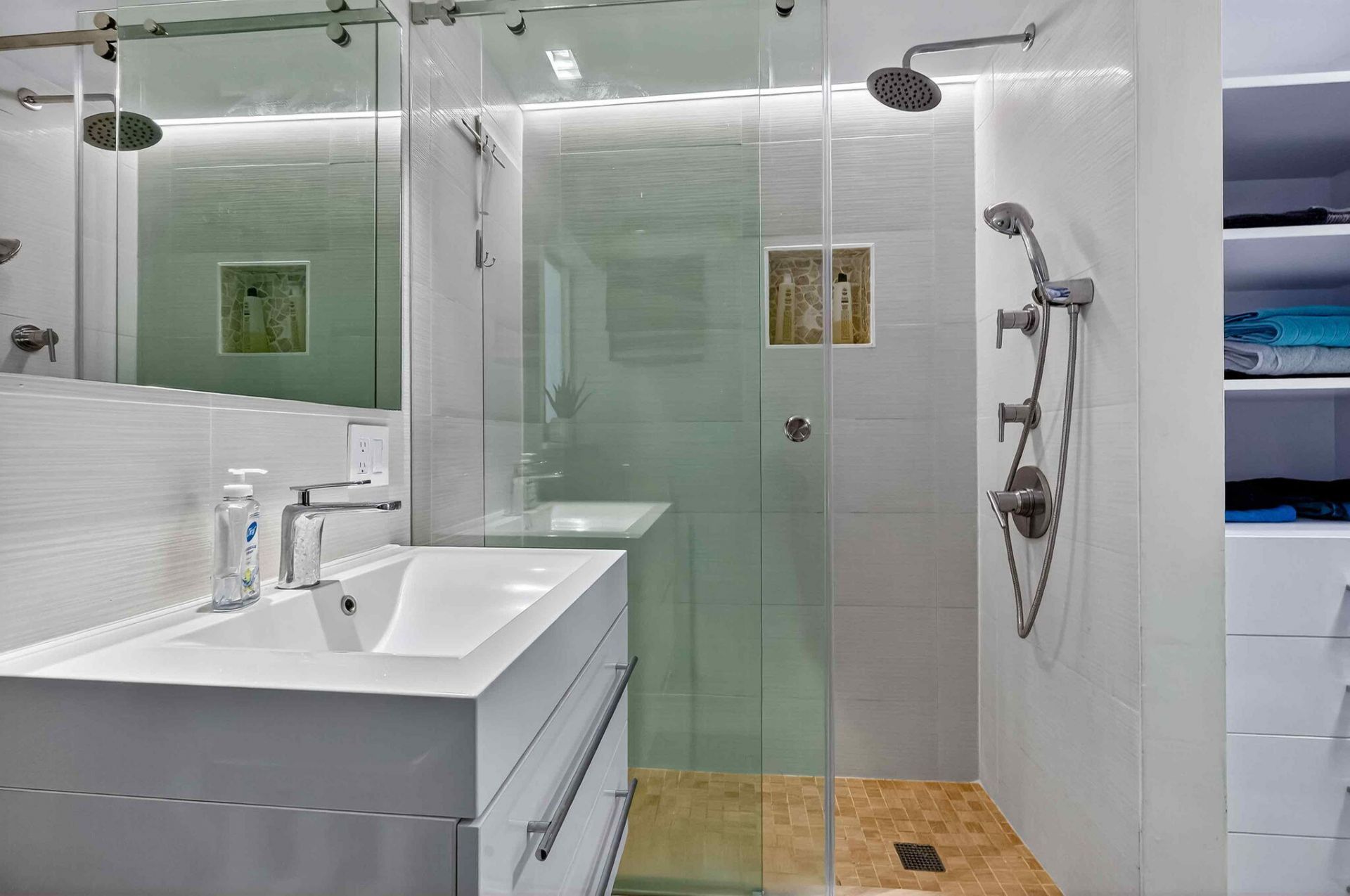 1124 Seminole Drive, Unit 4b, Fort Lauderdale, FL 33304 Photo