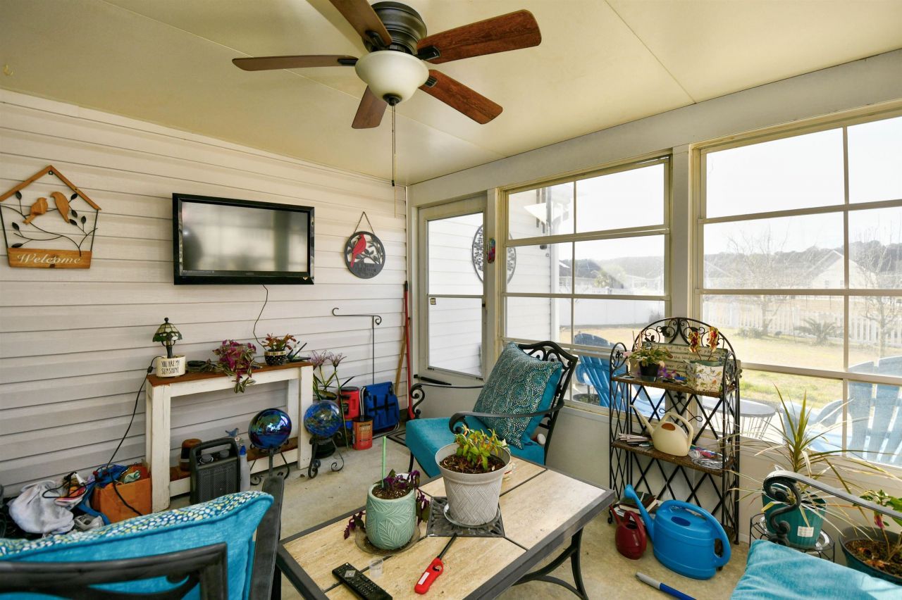 240 Foxpath Loop Photo 24