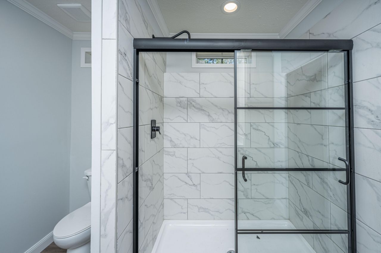 106 Edgebrook Drive Drive Photo 12