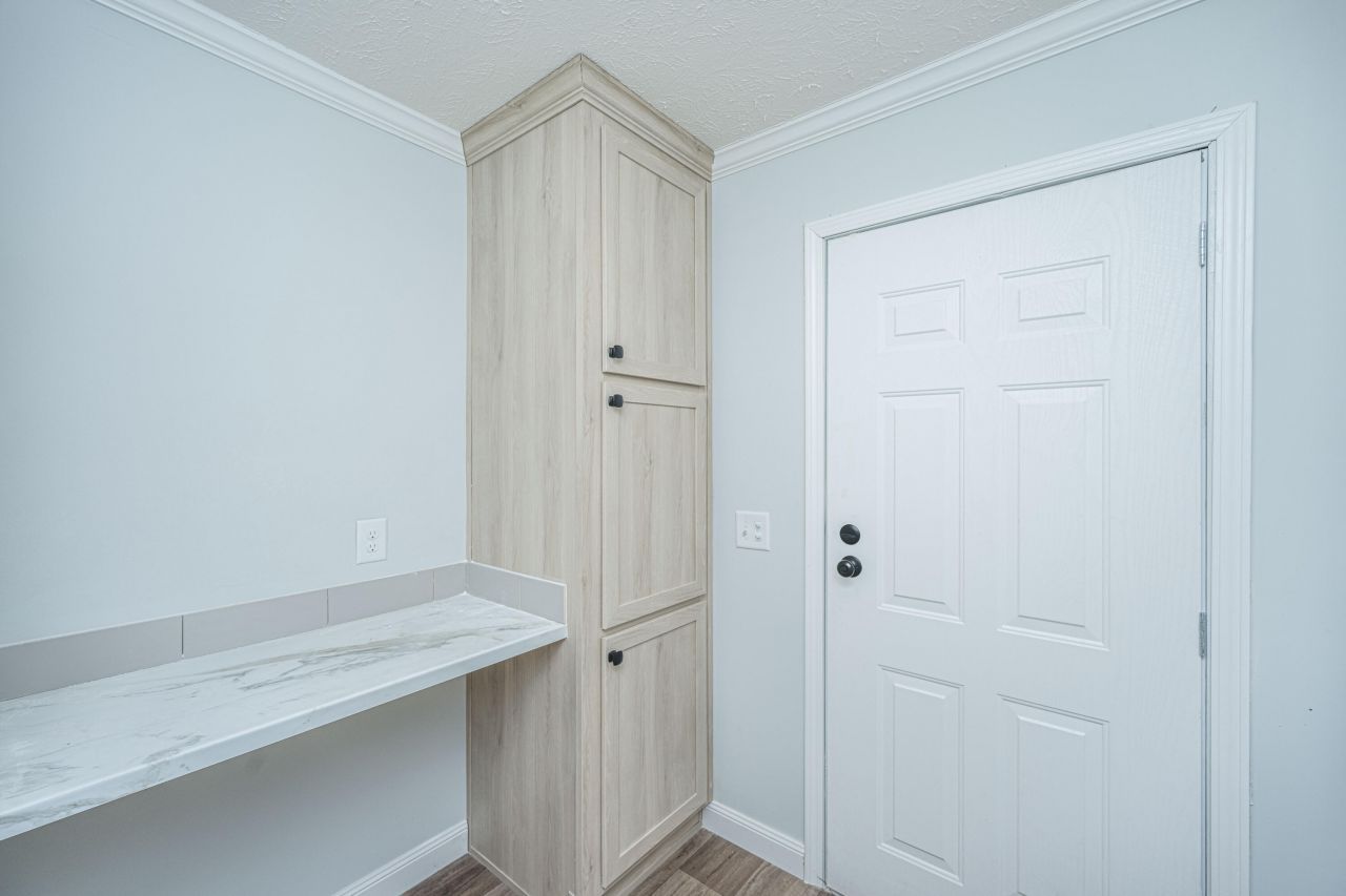 106 Edgebrook Drive Drive Photo 3