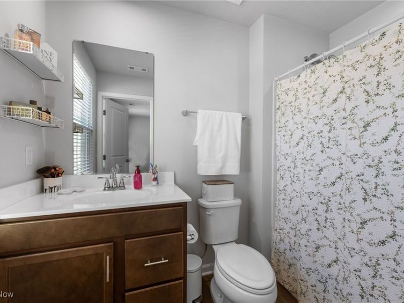 238 Leather Leaf Drive, Elyria, OH 44035 Photo 14