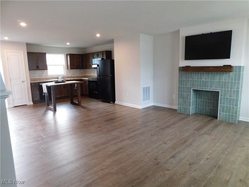 238 Leather Leaf Drive, Elyria, OH 44035 Photo 7