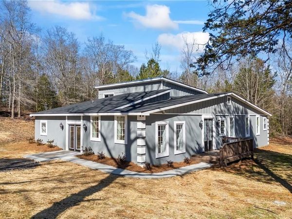 737 Broad River Road, Carlton, GA 30627