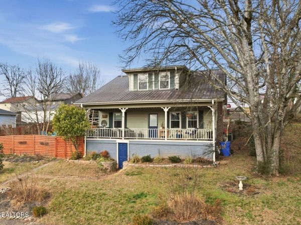 971 Maple St, Alcoa, TN 37701