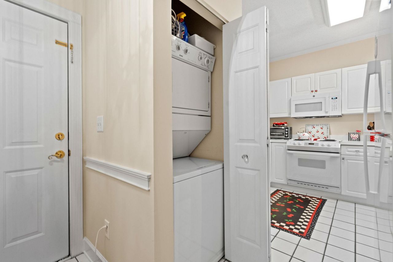 4185 Hibiscus Dr. Photo 14