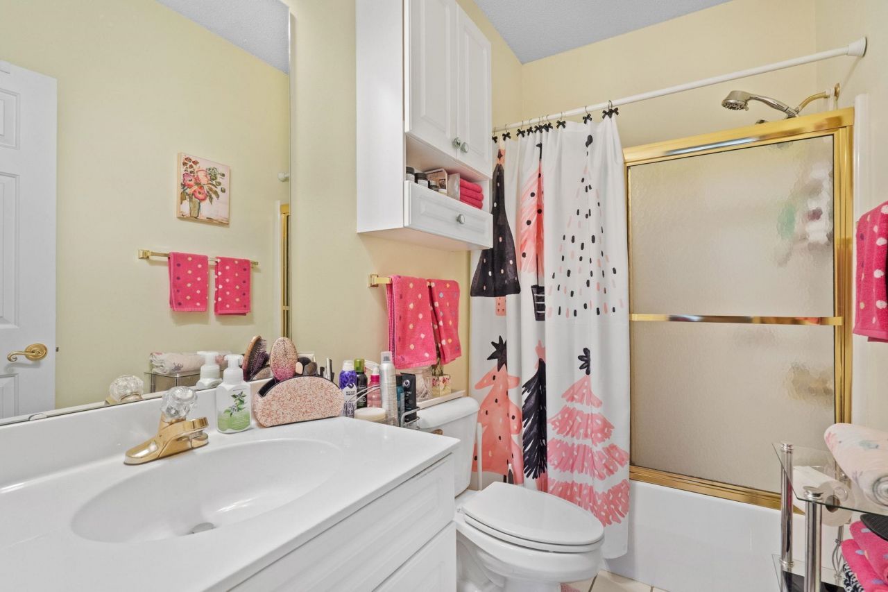 4185 Hibiscus Dr. Photo 17