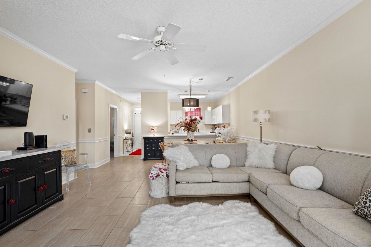 4185 Hibiscus Dr. Photo 4